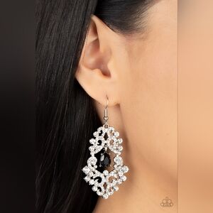 Sociable Sparkle Earrings